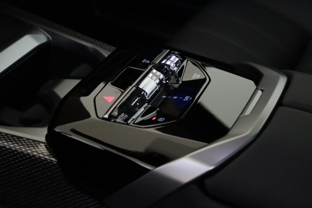 BMW i7 6