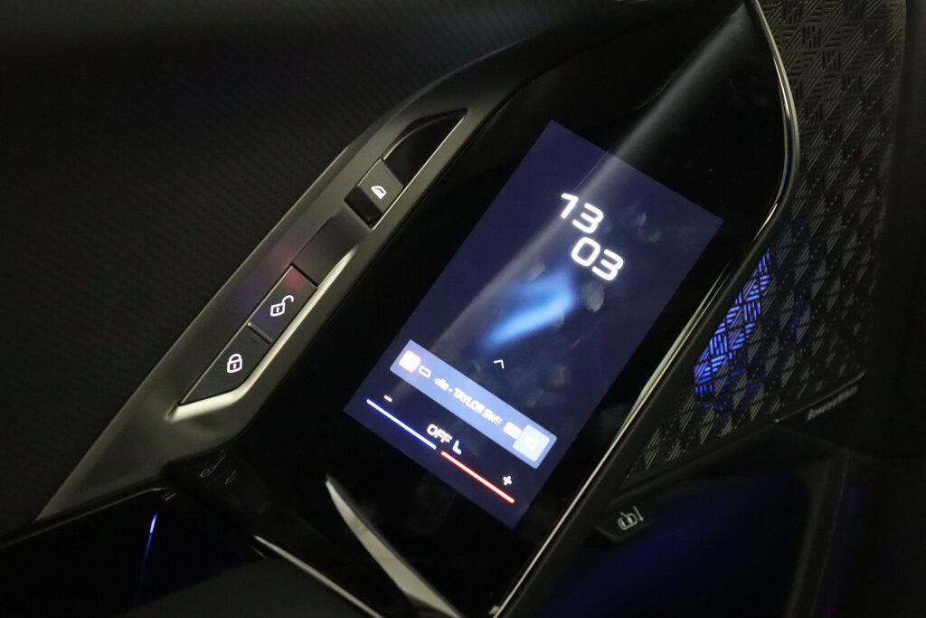 BMW i7 30