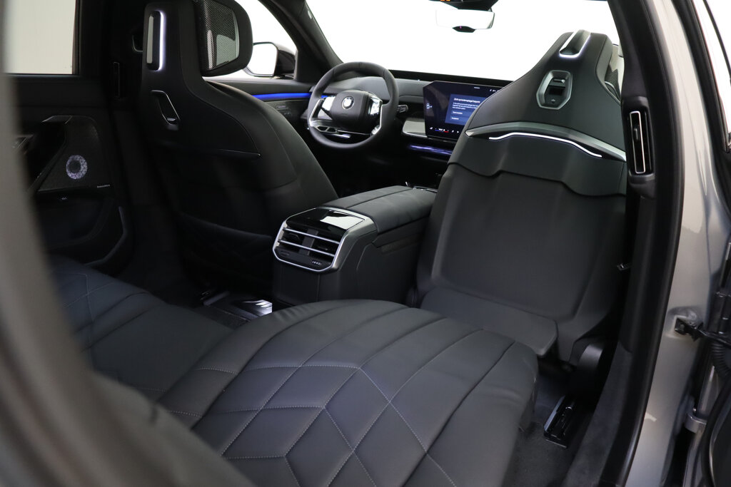 BMW i7 46