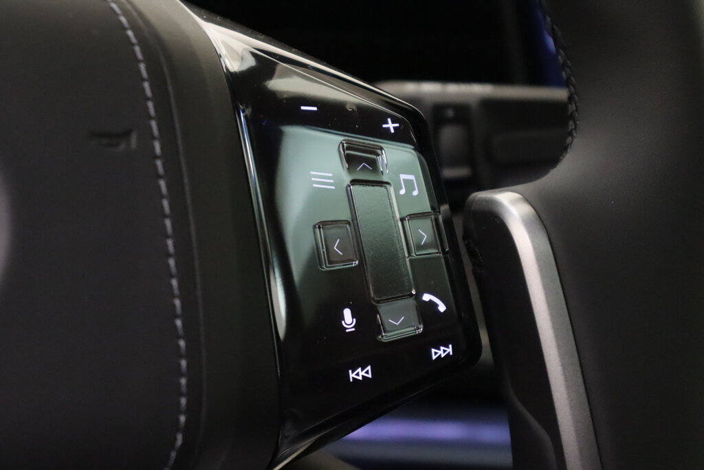 BMW i7 60
