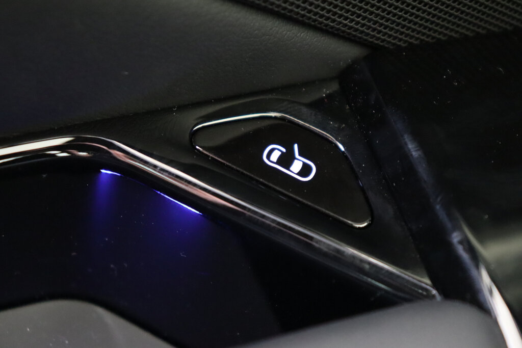 BMW i7 76