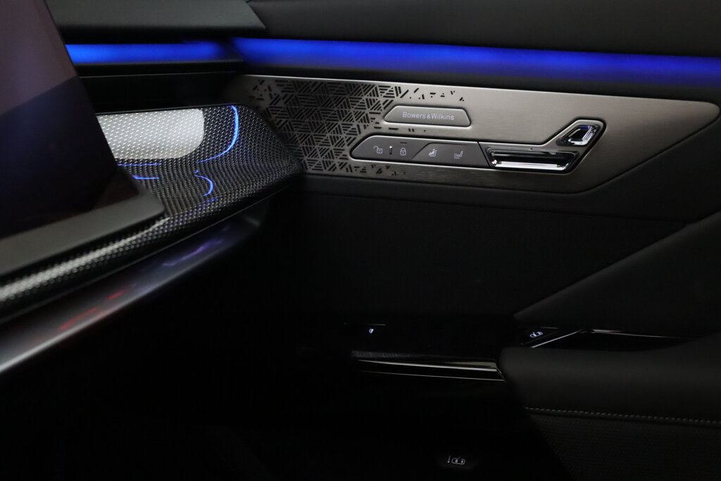 BMW i7 89