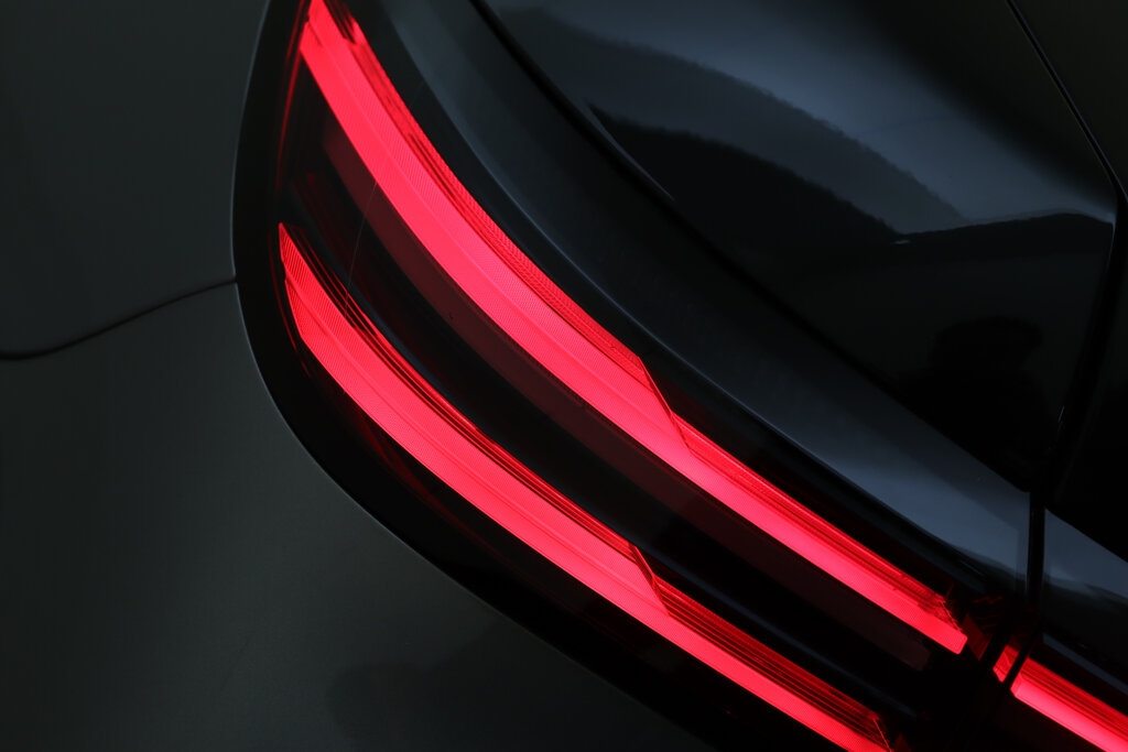 BMW i7 94