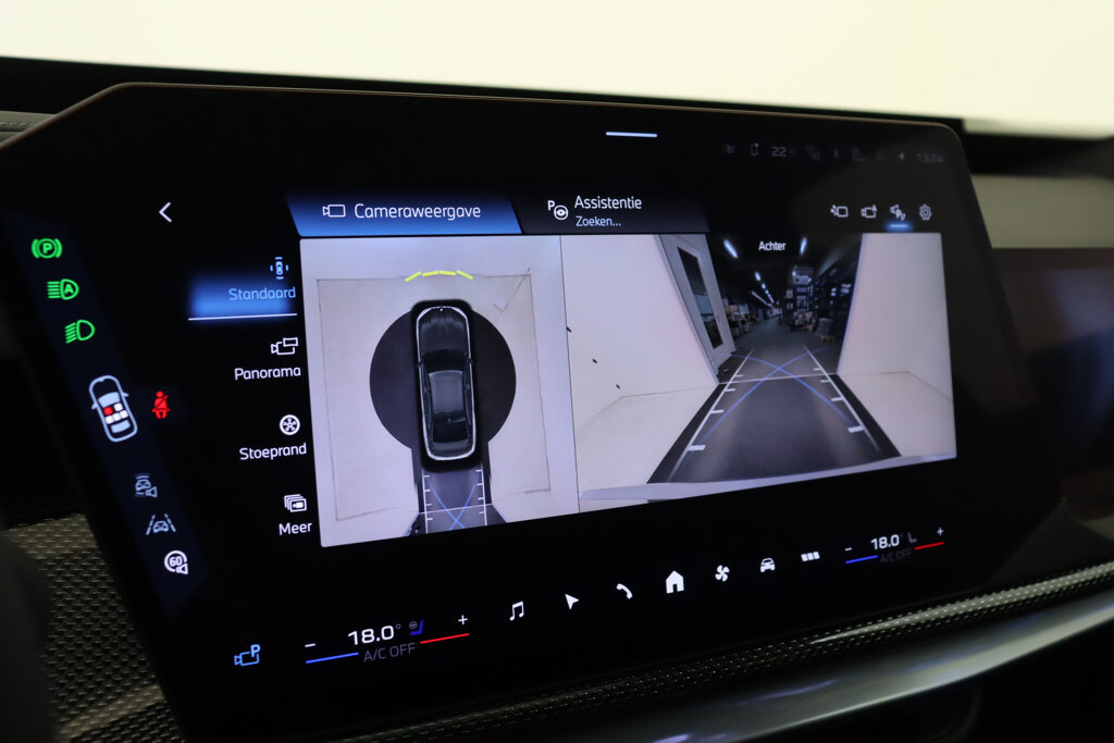 BMW i7 99