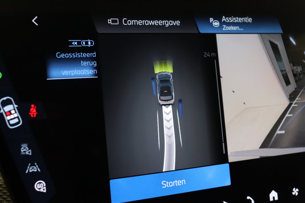 BMW i7 102