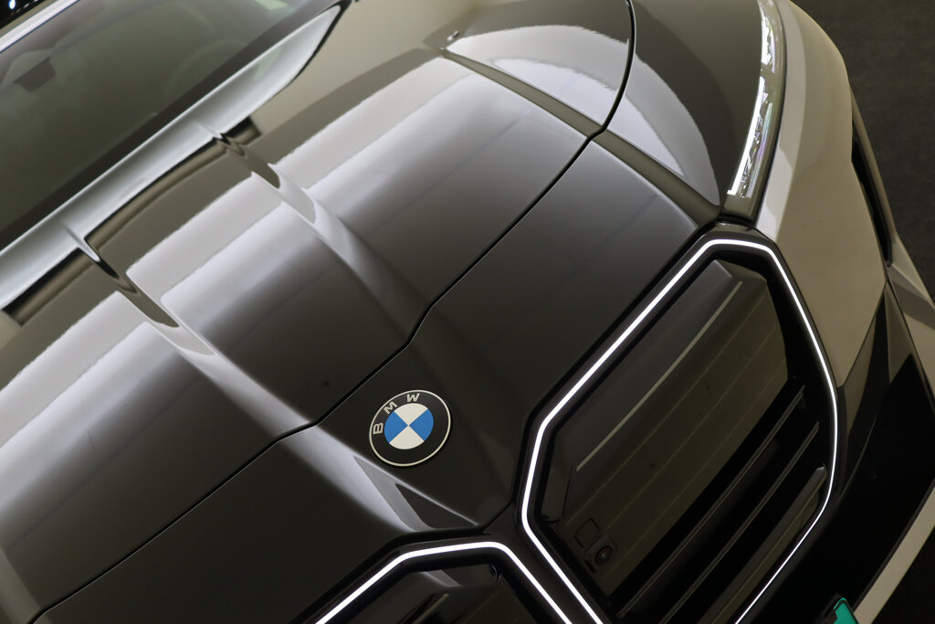BMW i7 104