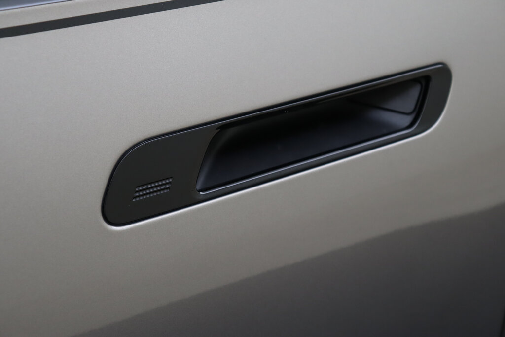 BMW i7 114