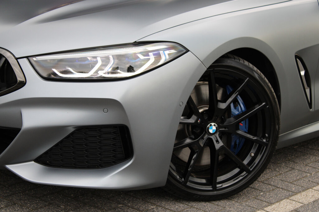 BMW 8 Serie 4