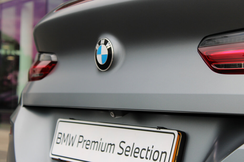 BMW 8 Serie 11
