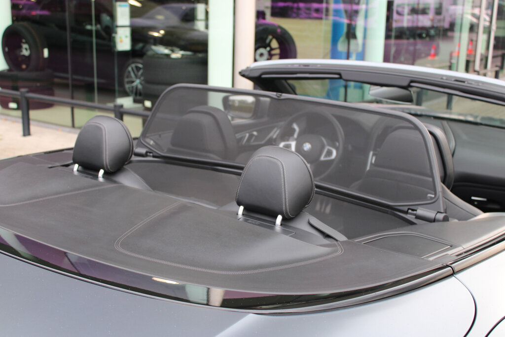 BMW 8 Serie 13