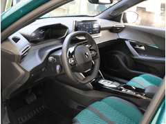 Peugeot 2008 SUV Envy Hybrid 145 pk Automaat - Afbeelding 4