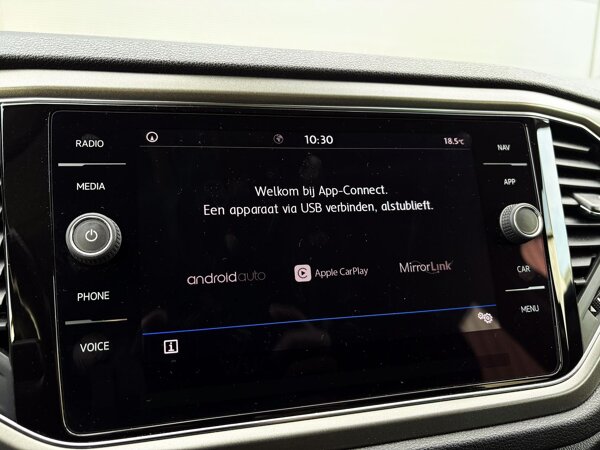 Apple Carplay/Android Auto
