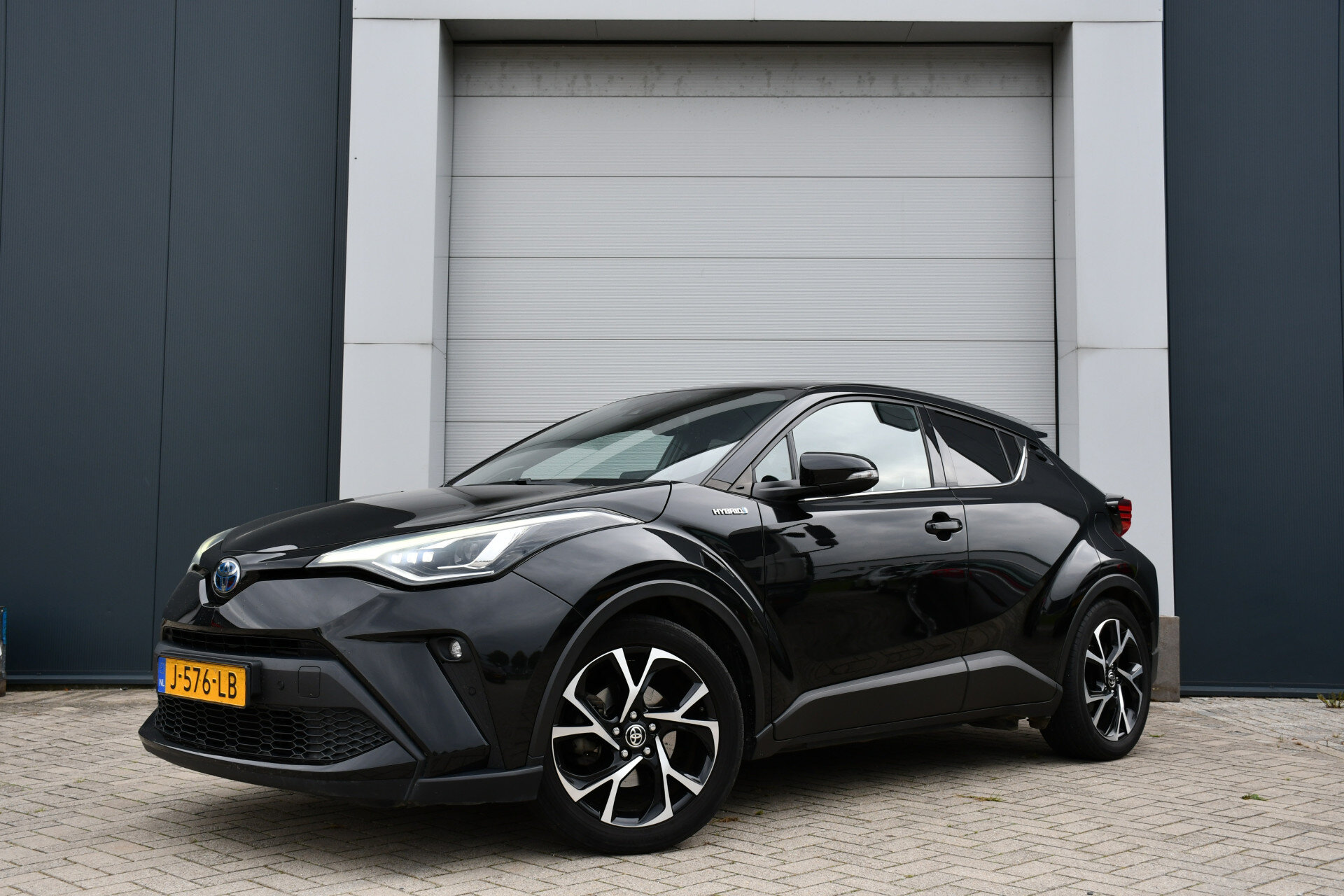Toyota C-HR 2.0 Hybrid First Edition Automaat 184pk - Afbeelding 1