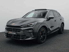 CUPRA Terramar 1.5 TSI e-Hybrid VZ Performance 272PK DSG Leder, Pano-Schuifdak, Trekhaak, 20" LM Velgen, Matrix-LED Verlichting, Head-Up Display, 360gr. Camera, Sennheiser Audio, Leder, Keyless, Side Assist - Obraz 2