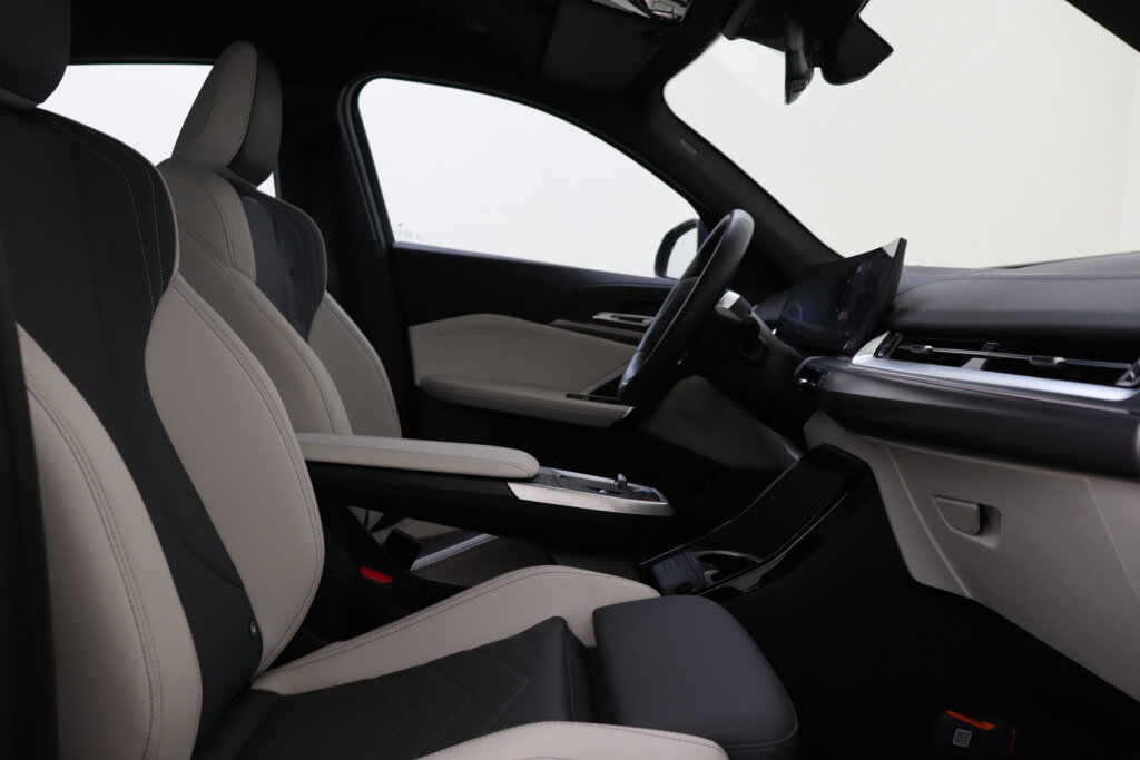 BMW iX2 18