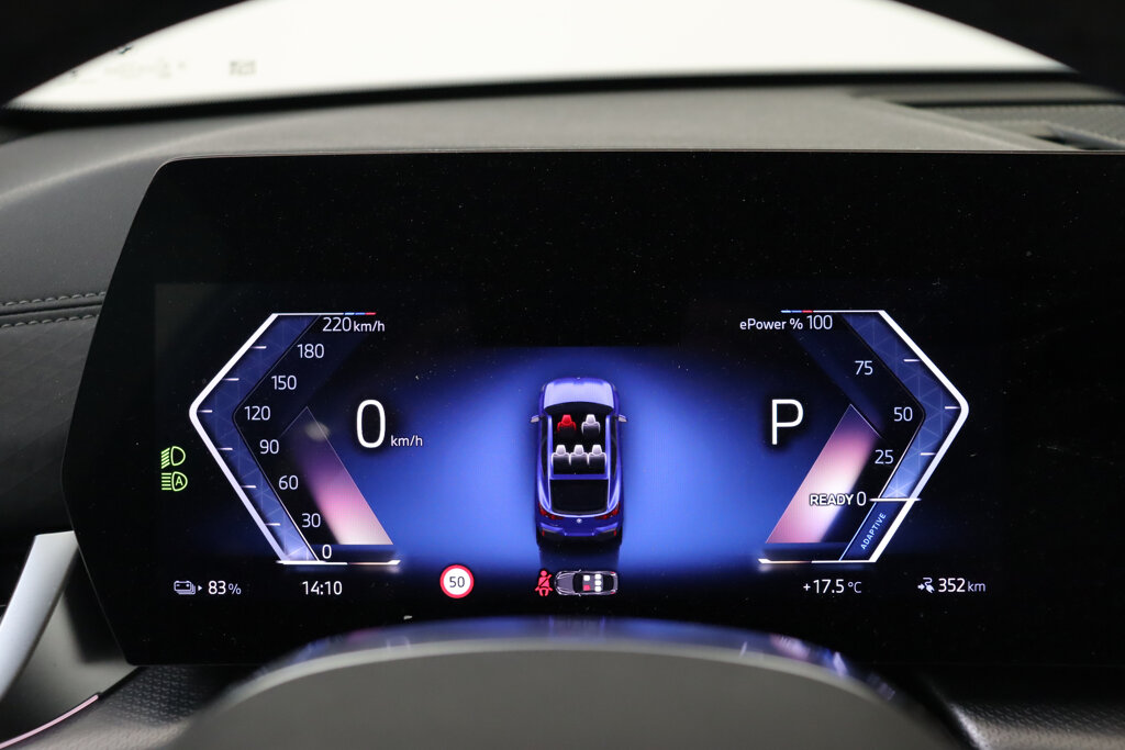 BMW iX2 29