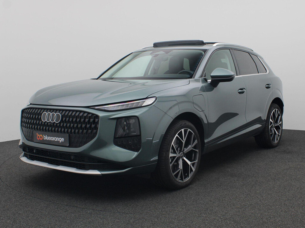 Audi Q3 1.5 e-hybrid Advanced edition 272PK S-Tronic Panoramadak, Trekhaak, Navigatie, Keyless, Stoel & Stuurverwarming, Full Led koplampen, 20 inch Velgen Audi Sport