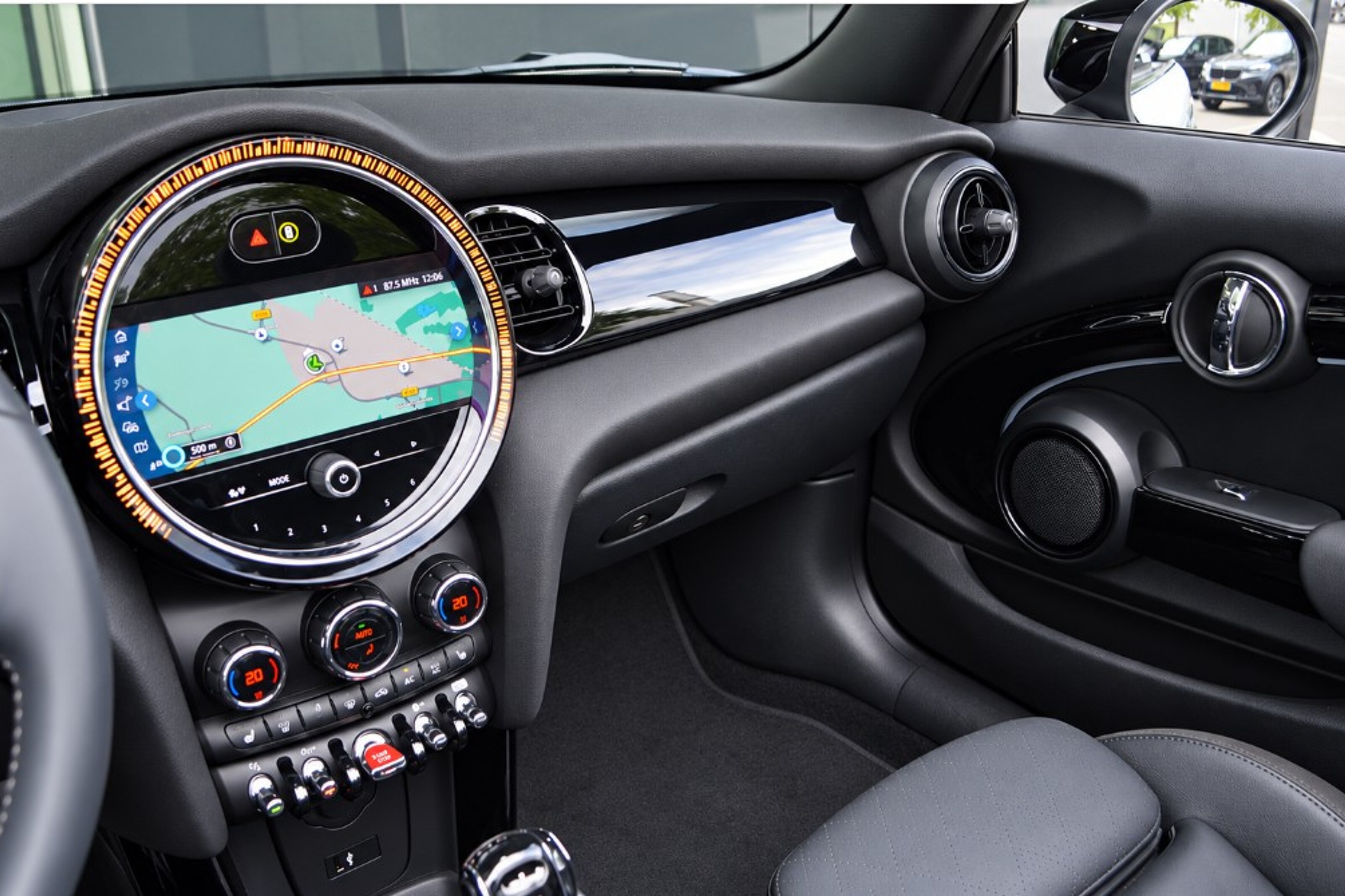 MINI Cooper Cabrio JCW Automaat