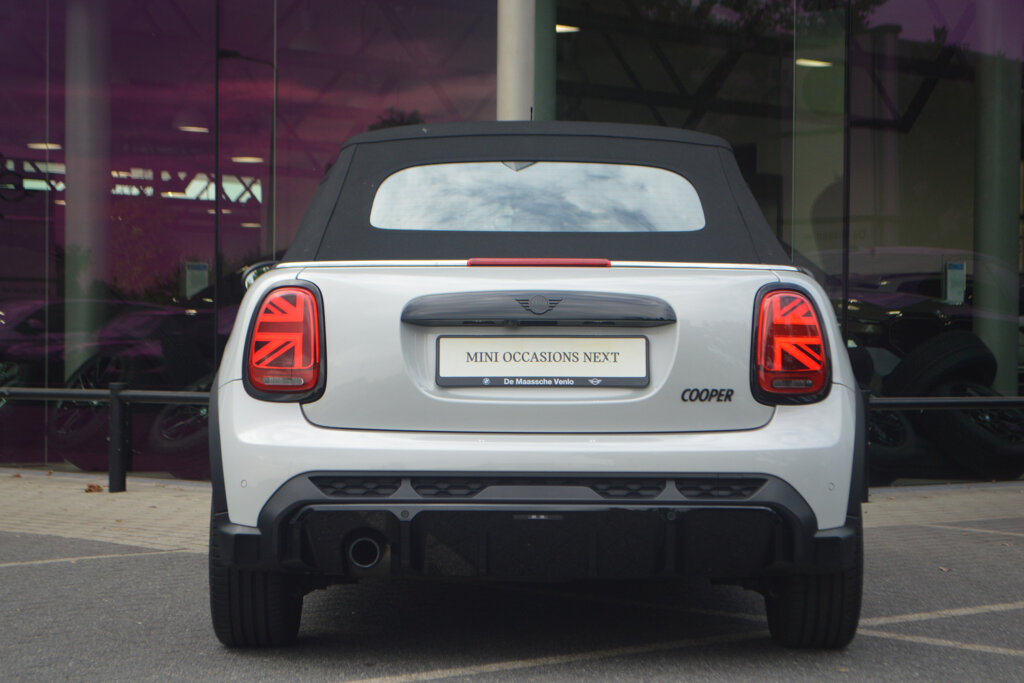 MINI Cooper Cabrio 6