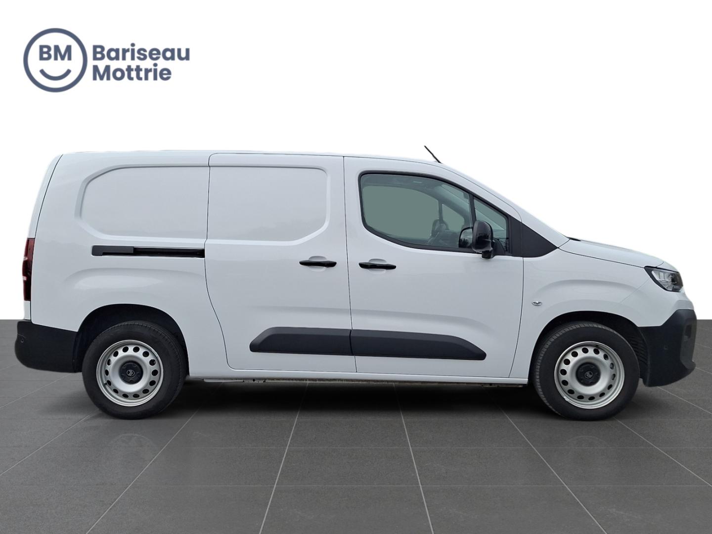 Citroën Berlingo L2H1 XL 3-ZIT *HOUTEN VLOER*MAGIC CARGO*CAMERA ACHTER*SENSOREN VOOR EN ACHTER*KLIMAATREGELING*DAB*GPS*CARPLAY* - Afbeelding 3