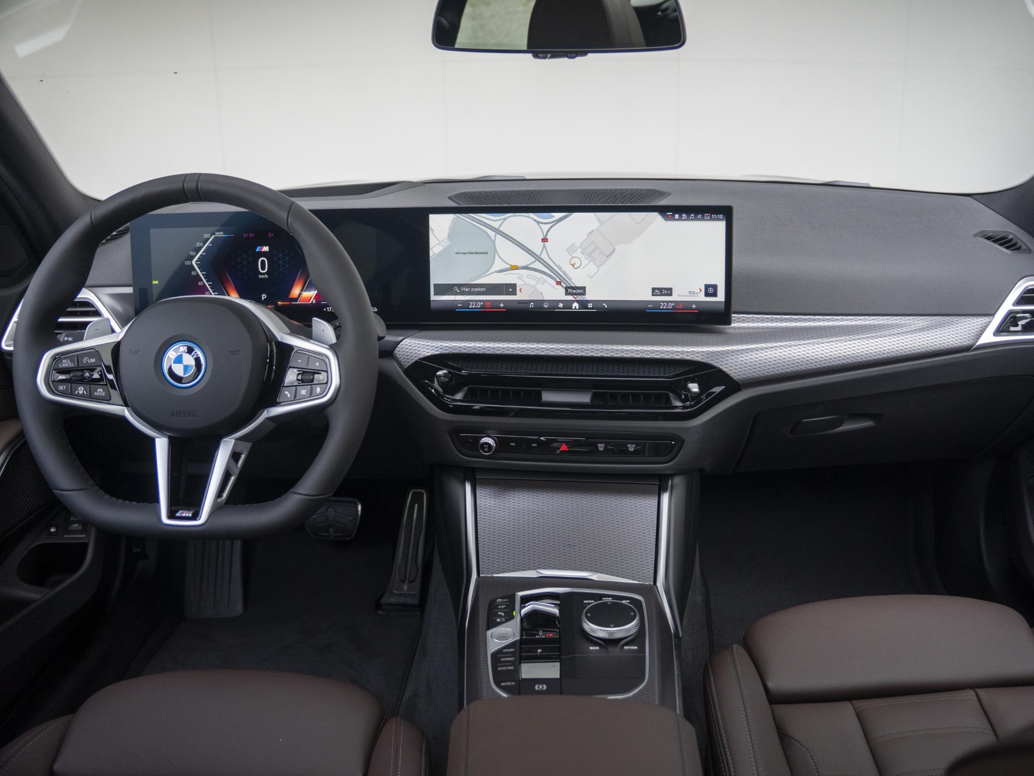 BMW 3 Serie 330e Touring - Afbeelding 3