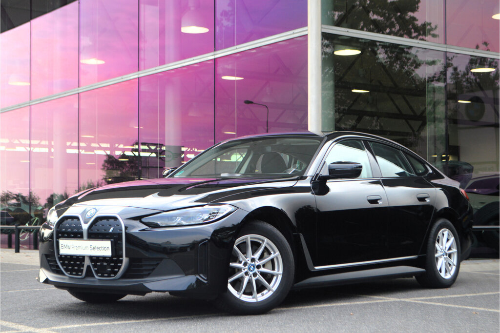 BMW i4 1