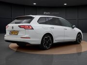 Volkswagen Golf Variant 1.5 eTSI R-Line