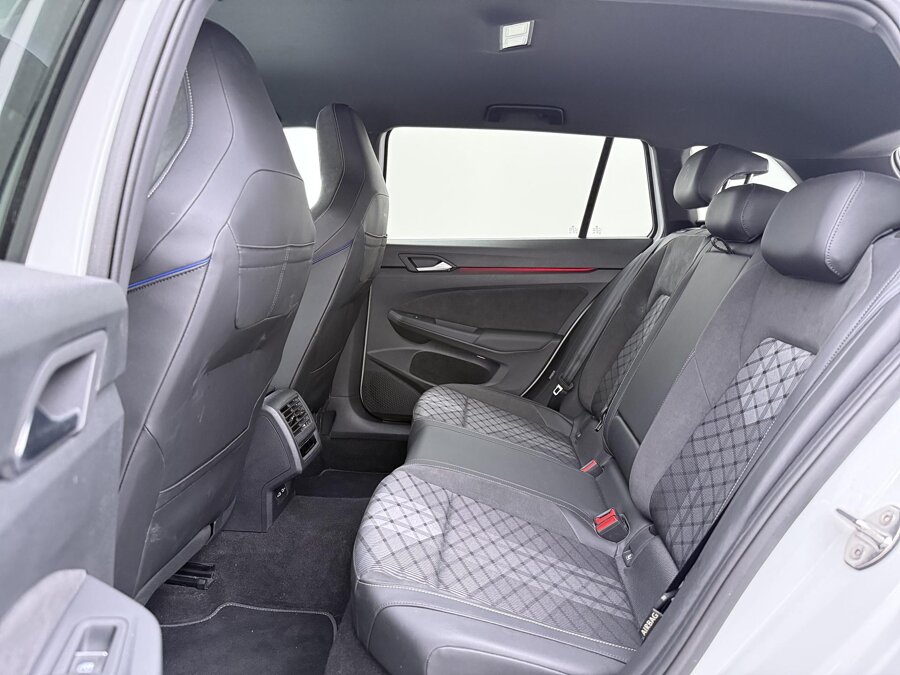 Volkswagen Golf Variant 1.5 eTSI R-Line