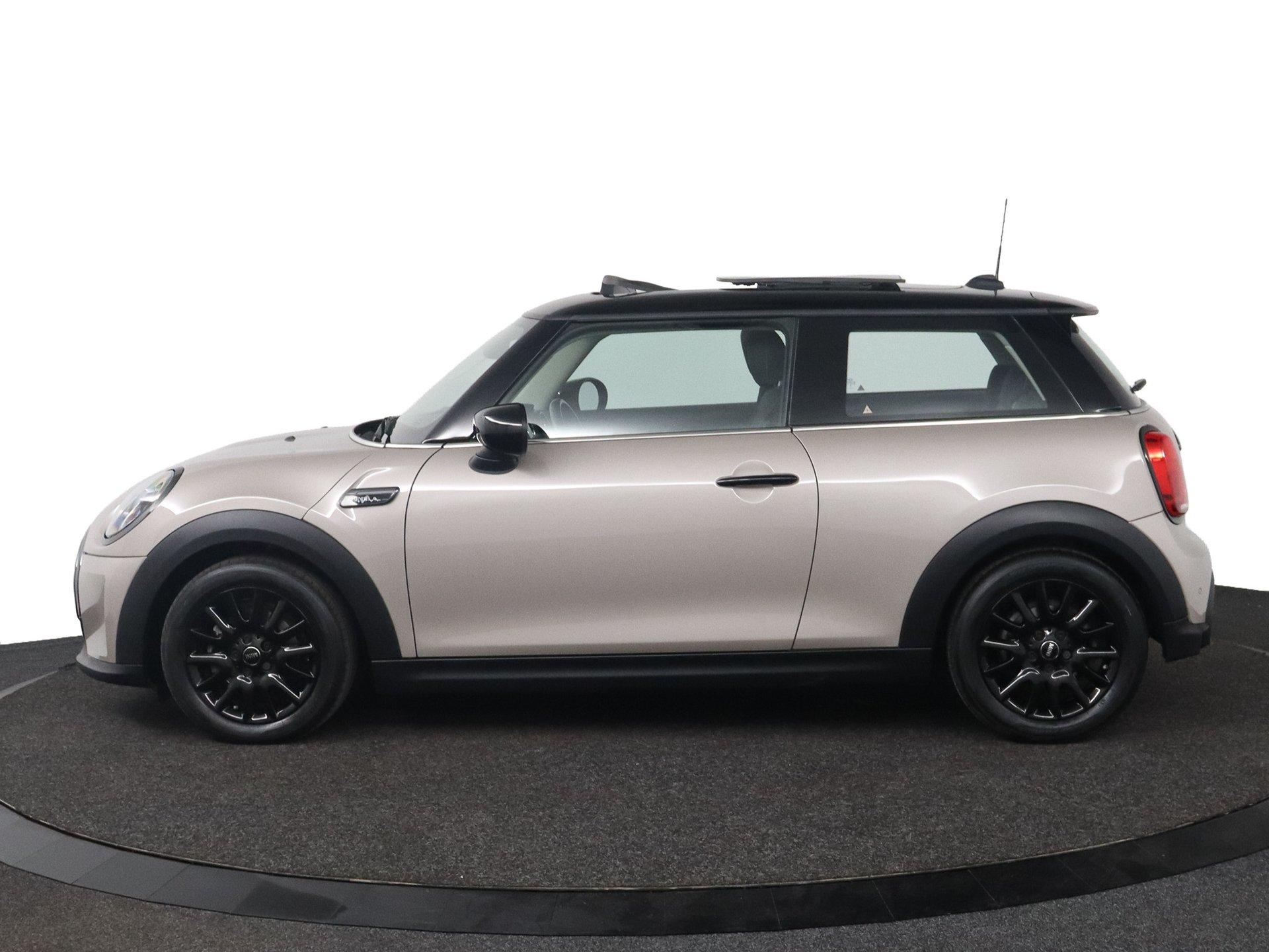 MINI 3-Deurs 1.5 Cooper Camden Edition - Afbeelding 3