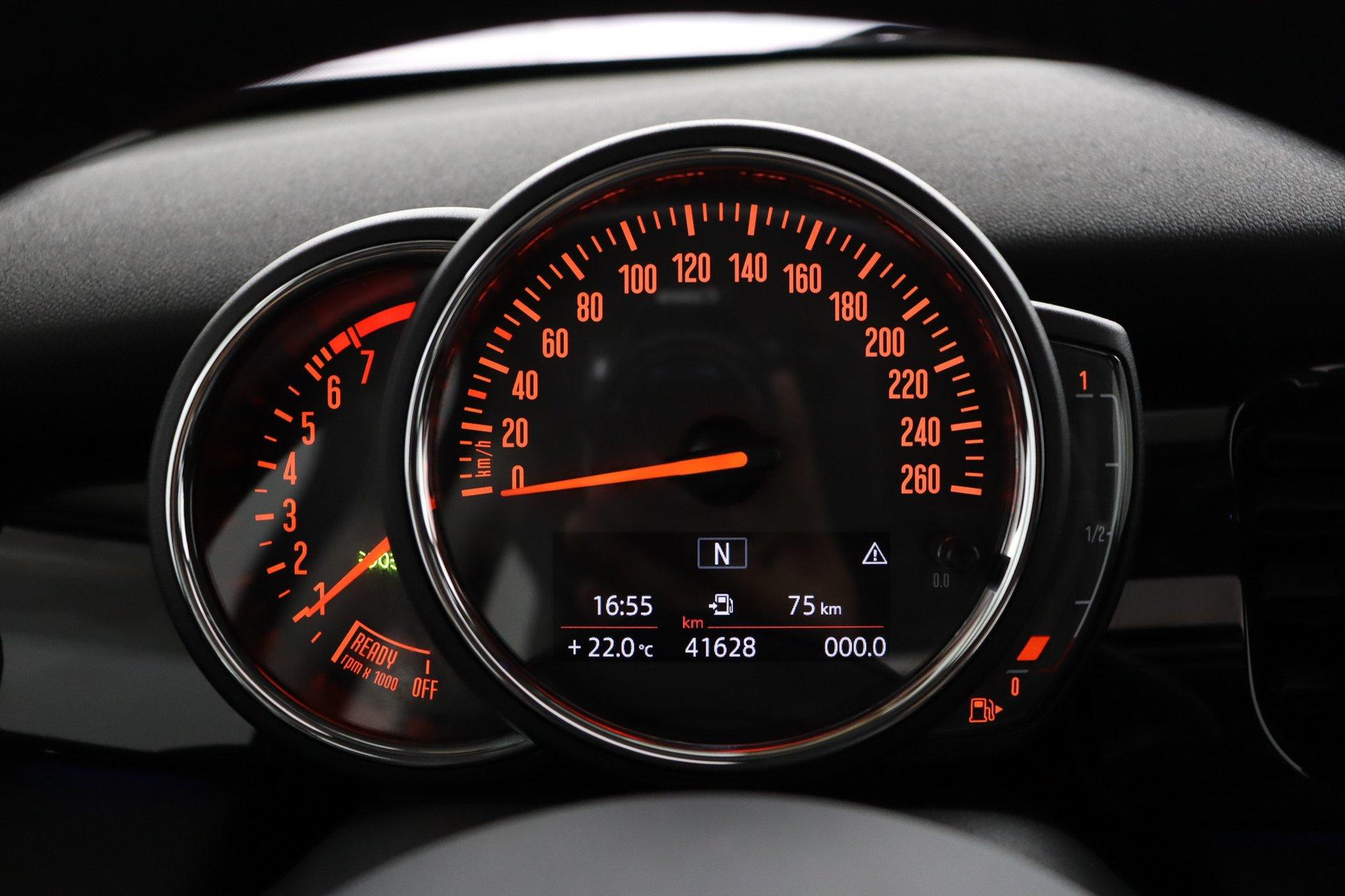 MINI 3-Deurs 1.5 Cooper Camden Edition - Afbeelding 5