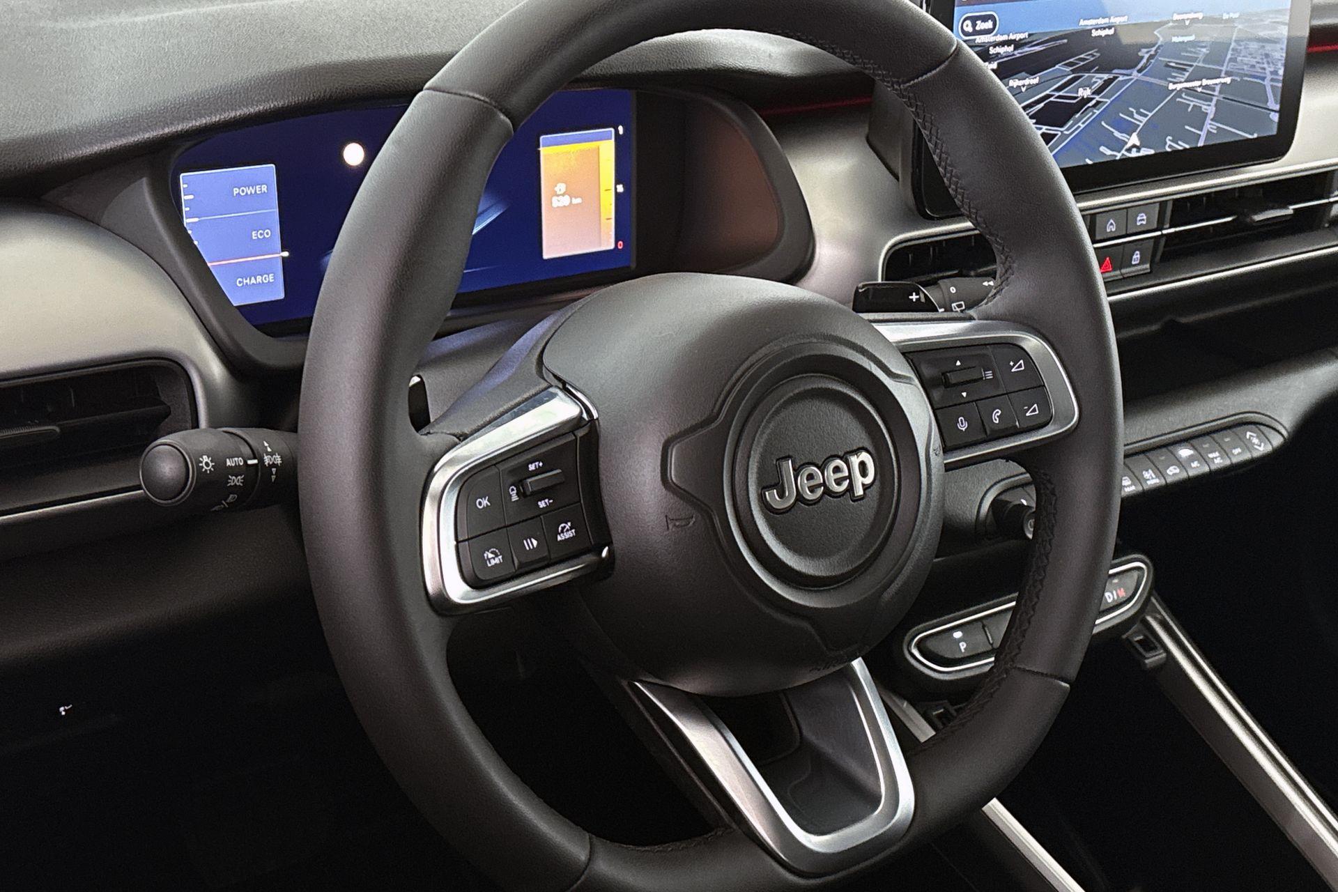 Jeep Avenger (12)