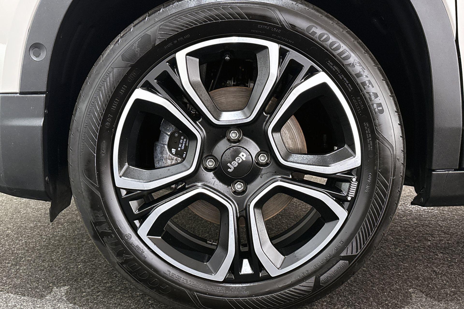 Jeep Avenger (22)