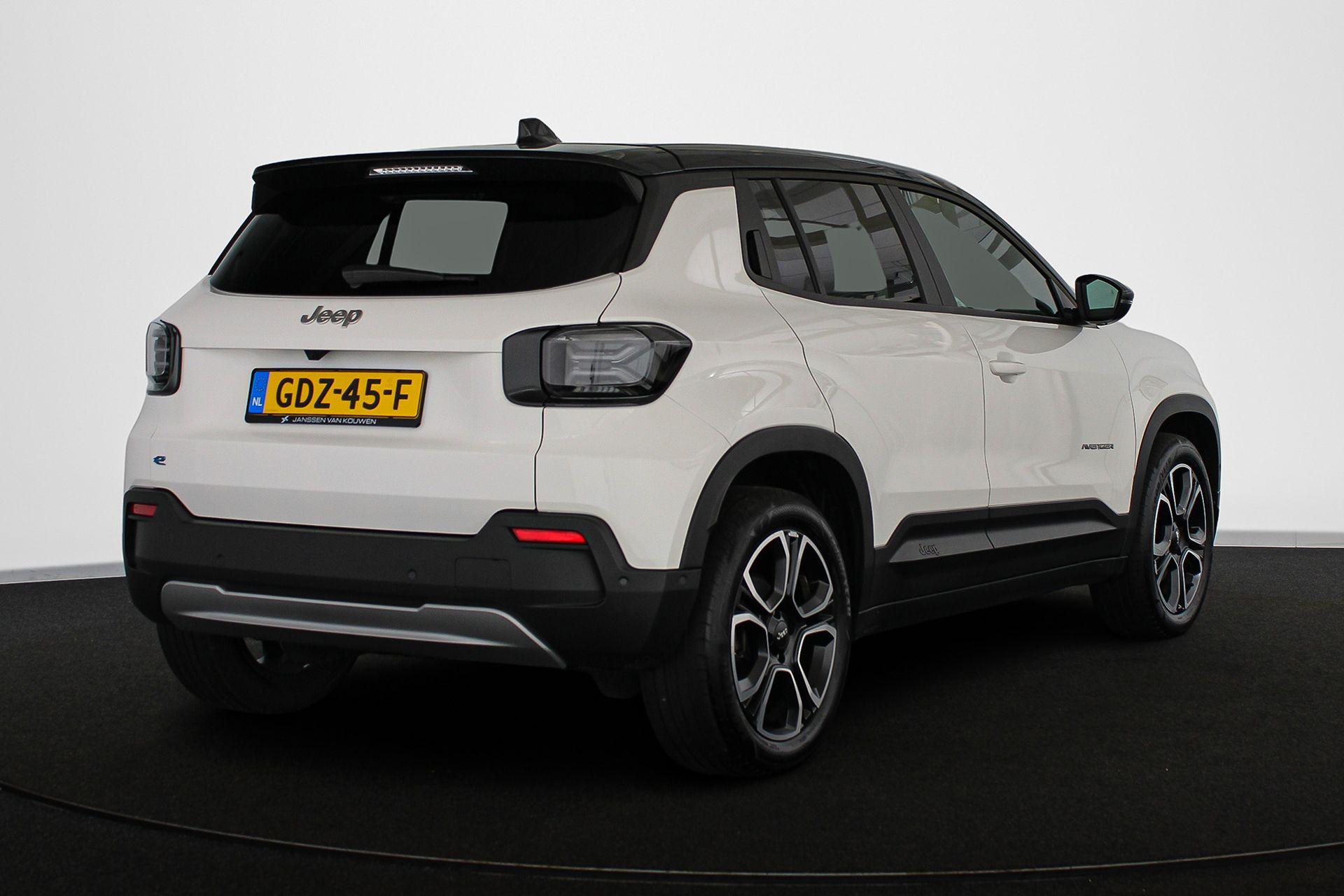 Jeep Avenger Summit 54 kWh - Afbeelding 3