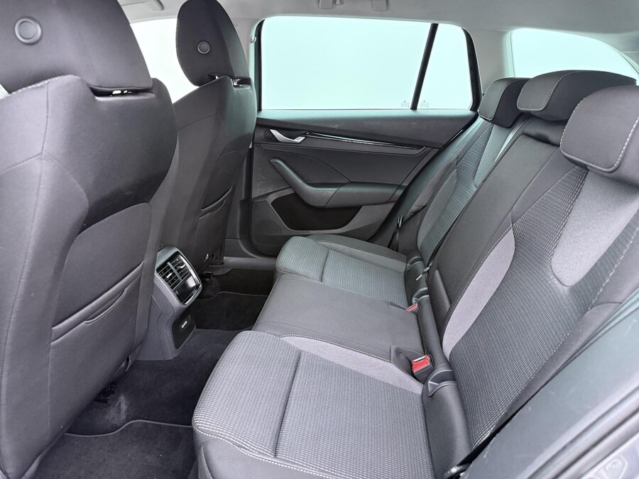 Škoda Octavia Combi 1.5 TSI Business Edition Plus