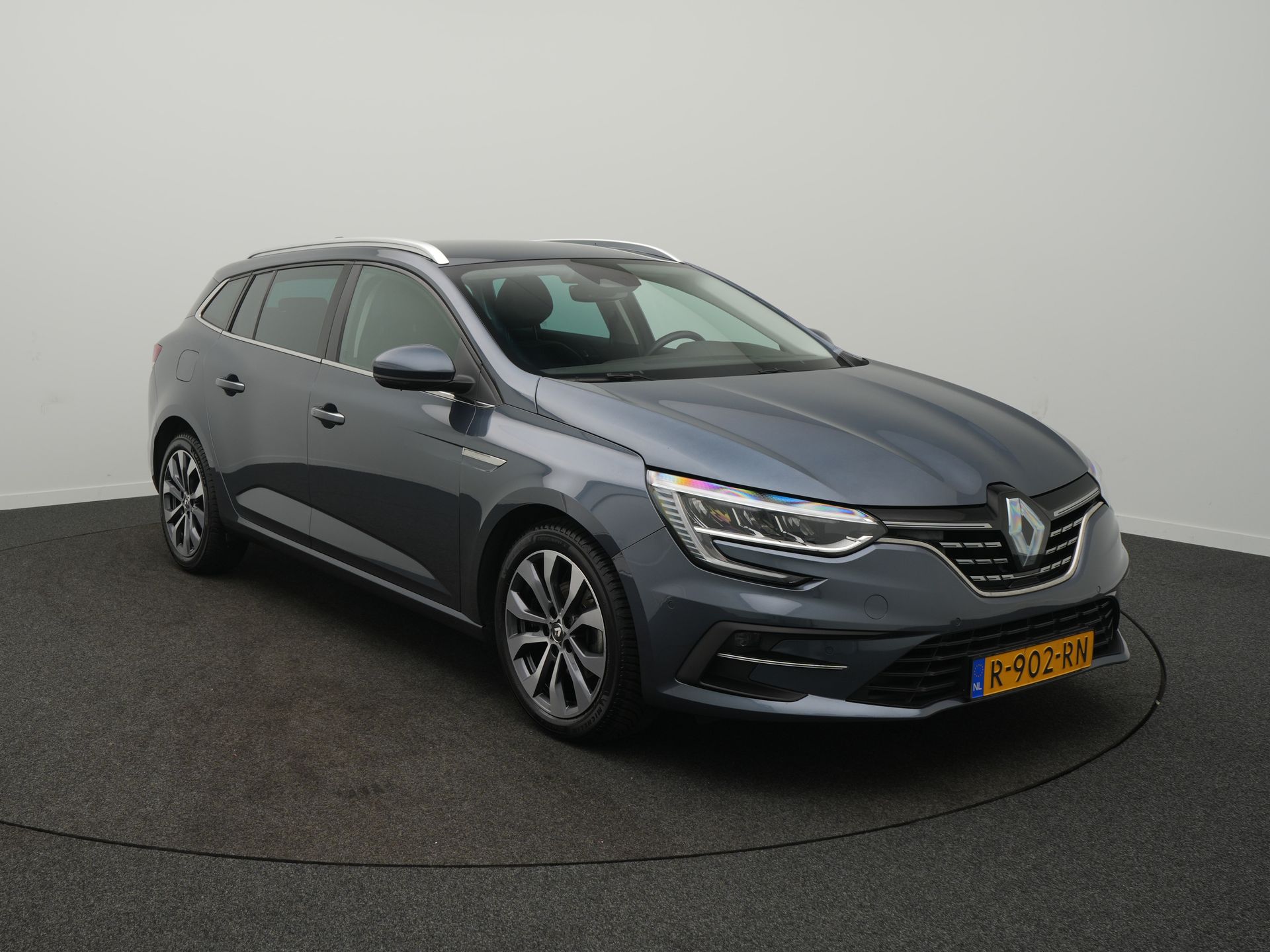 Renault Mégane Estate TCe 140 Techno - Occasion Lease vanaf €454 p/m - Afbeelding 2