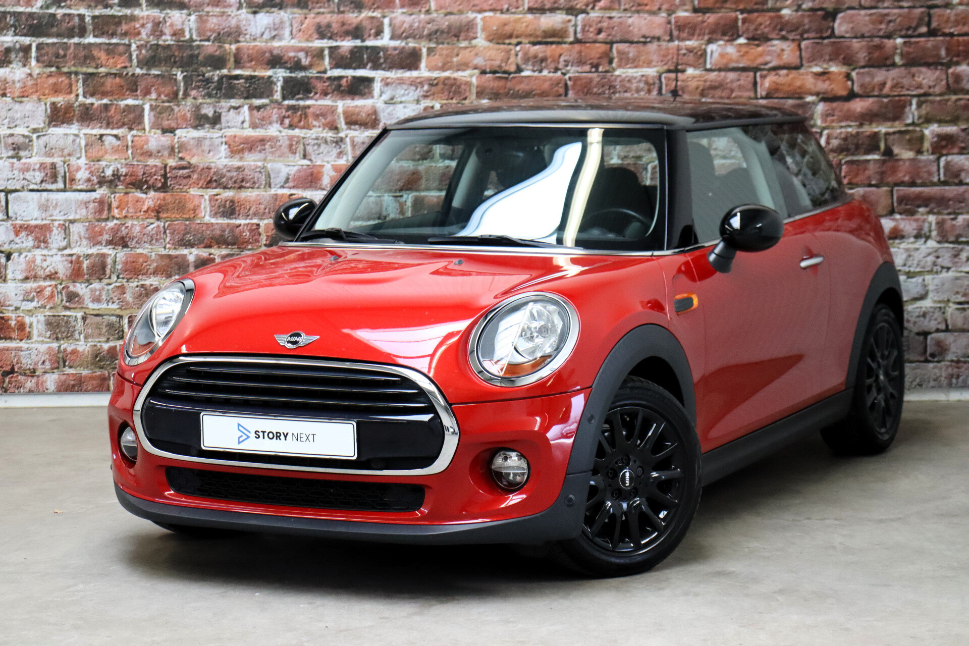 MINI Cooper Hatchback Pepper Business Automaat 3 deurs