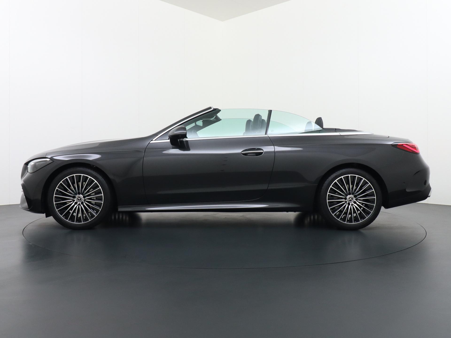 Mercedes-Benz CLE Cabriolet 180 AMG Line - Afbeelding 3