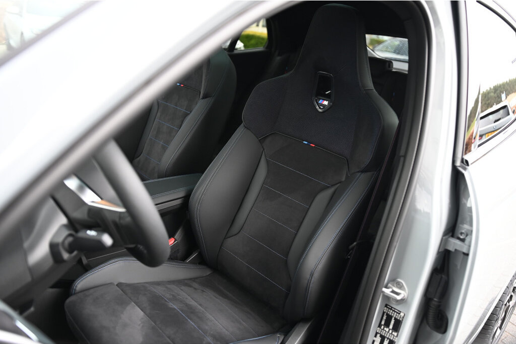 BMW iX2 4