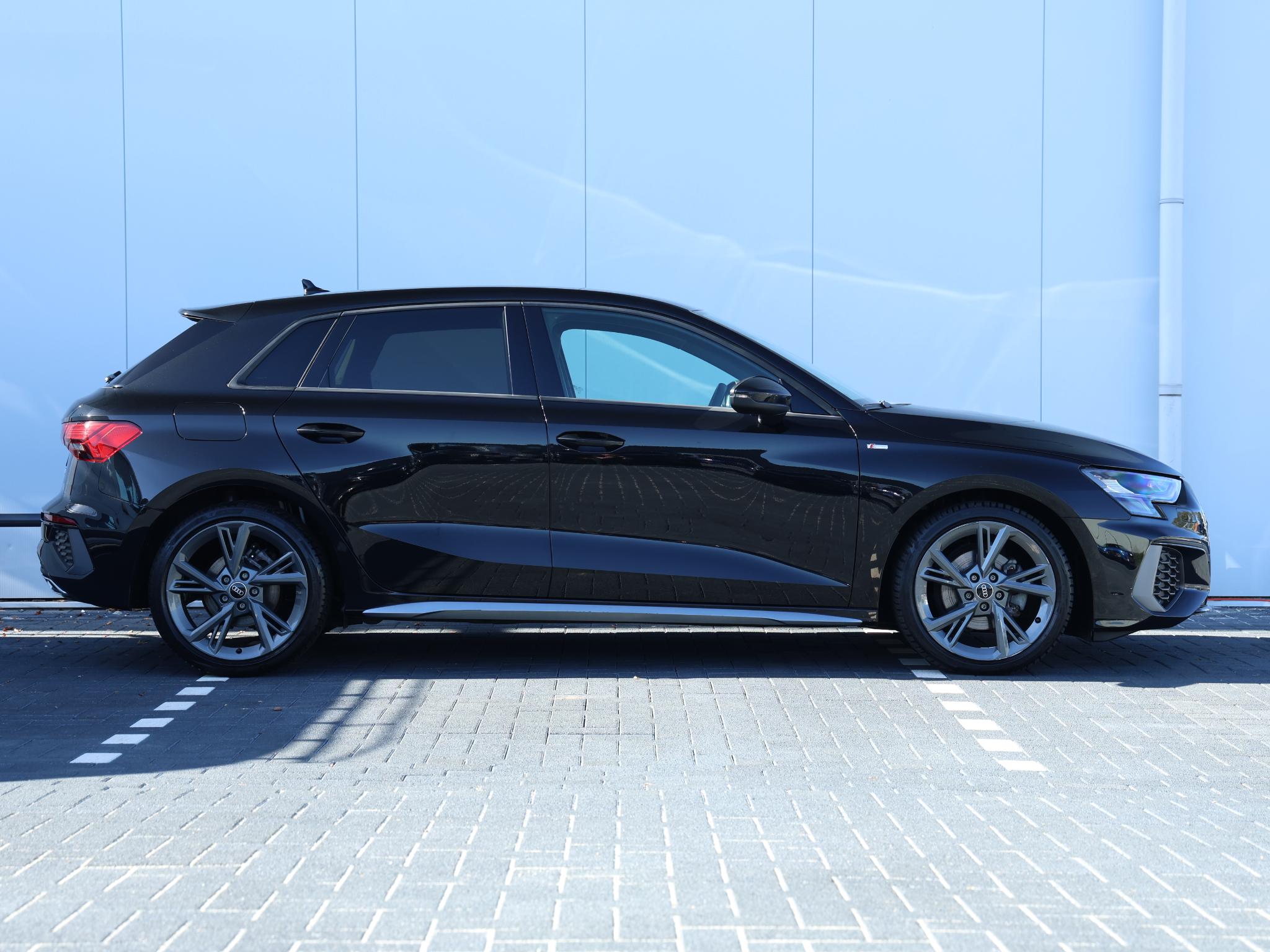 Audi A3 Sportback 30 TFSI S edition