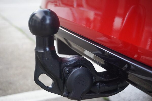 trekhaak elektrisch uitklapbaar
