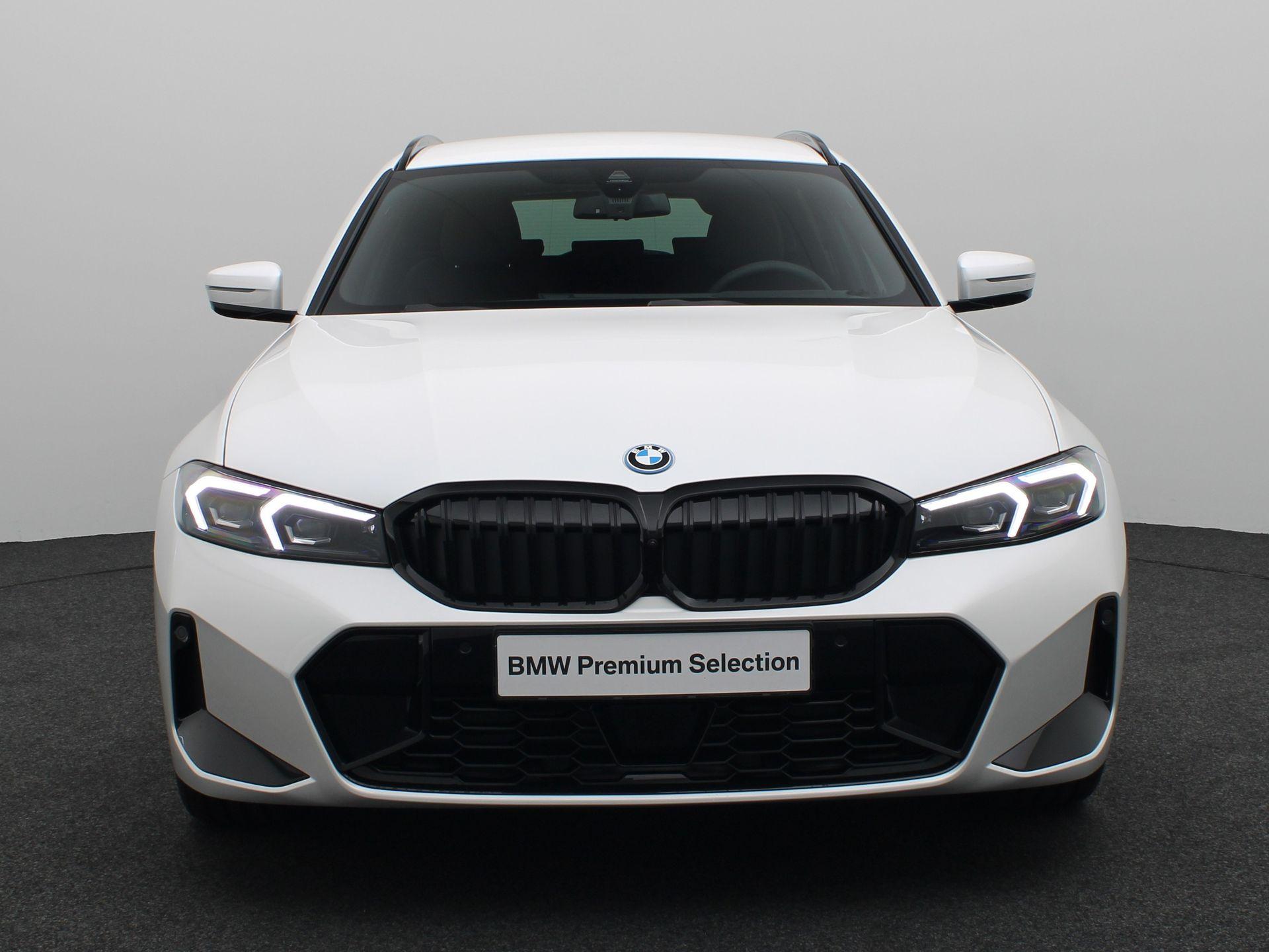 BMW 3 Serie Touring 330e - Afbeelding 3