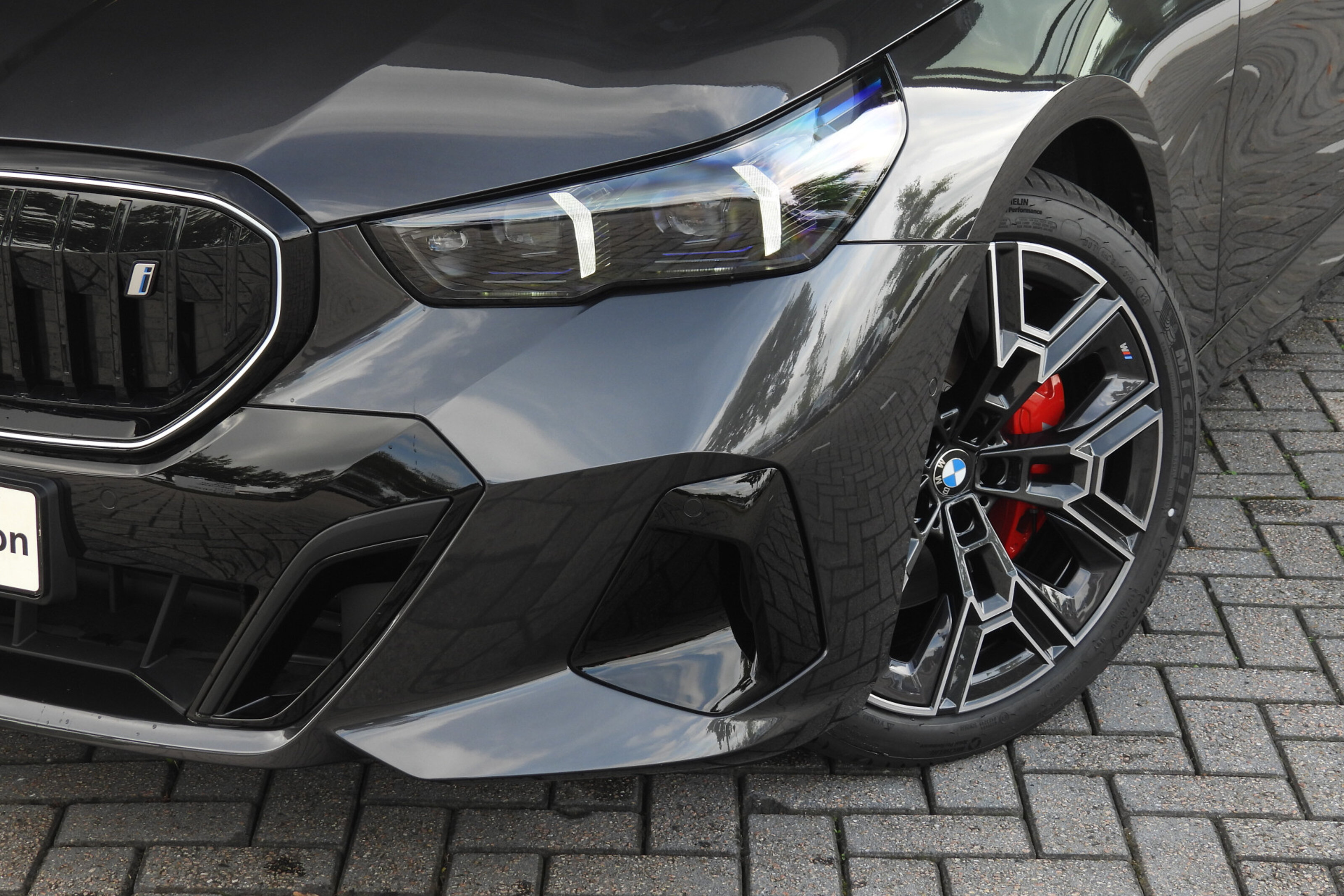 BMW i5 7