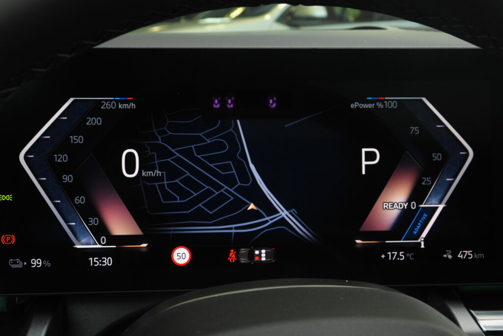 BMW i5 34
