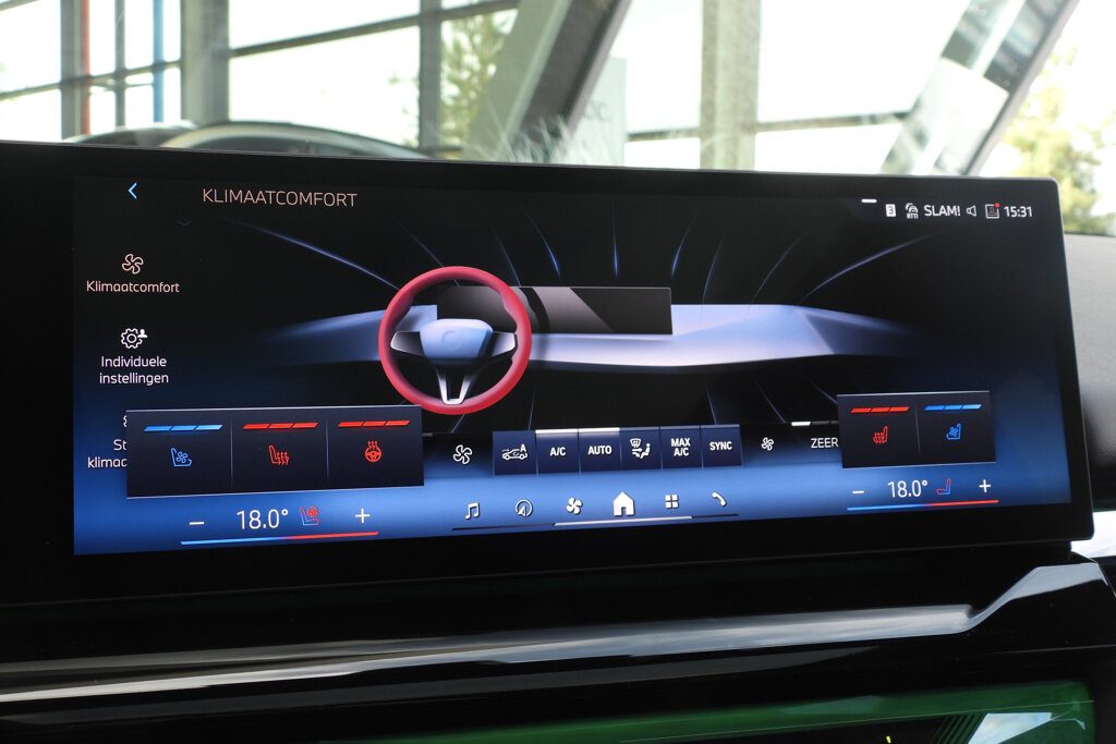 BMW i5 40