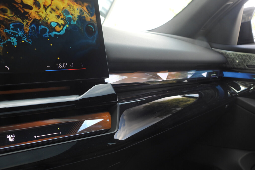 BMW i5 46