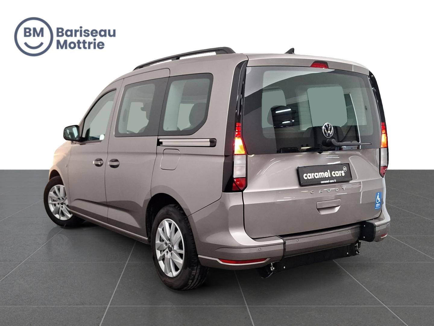 Volkswagen Caddy 1.5 TSI DSG AUTOMAAT *ROLSTOELAUTO*ROLSTOELPLAAT*CAMERA ACHTER*SENSOREN VOOR EN ACHTER*DAB*CARPLAY*AIRCO*CRUISE CONTROL* - Afbeelding 4