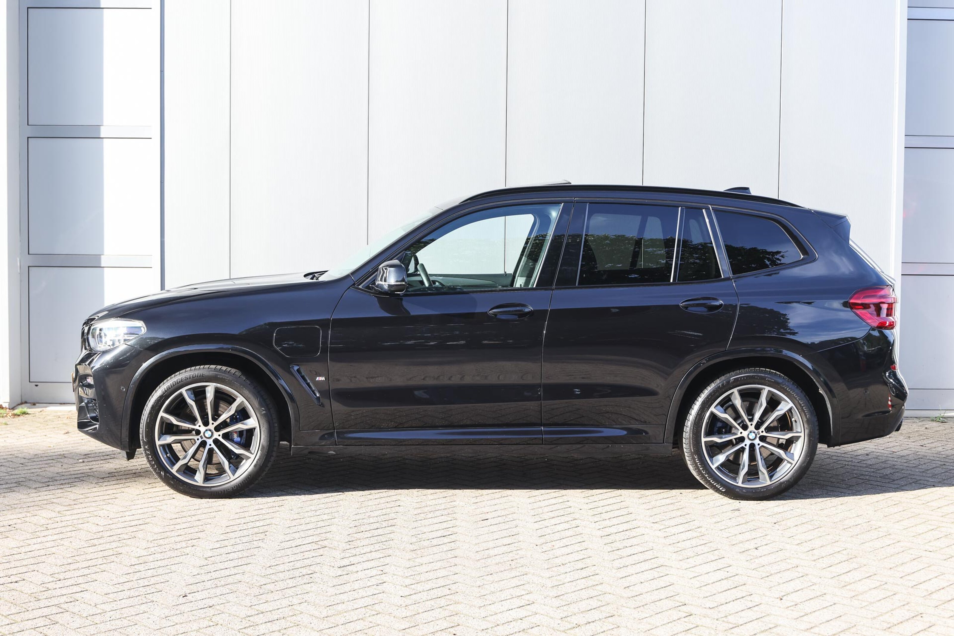 BMW X3 8