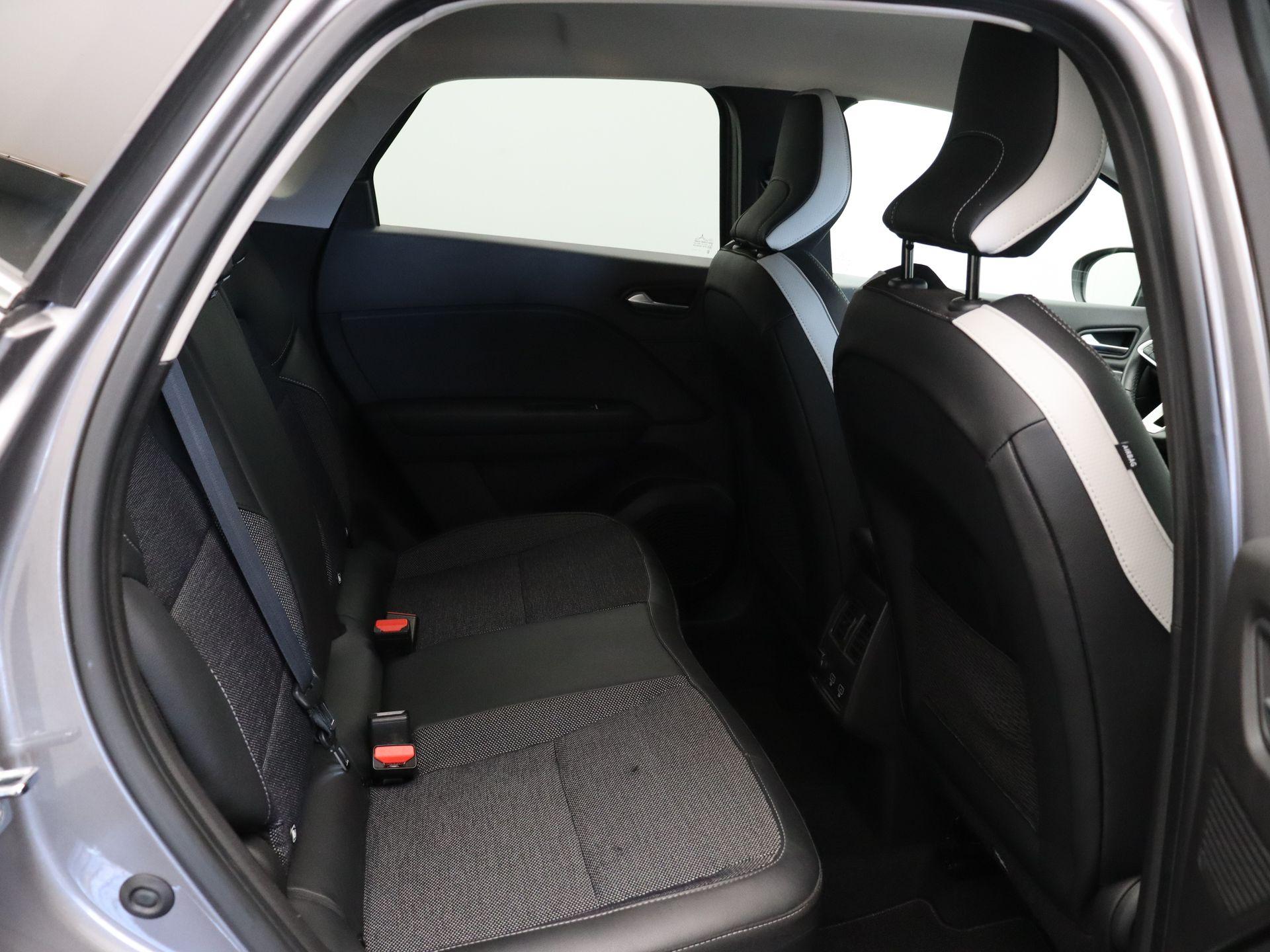 Renault Captur E-Tech Hybrid 145pk Intens - Afbeelding 9