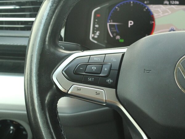 Adaptive cruise control (tot 210 km/u) Adaptive cruise control (tot 210 km/u)