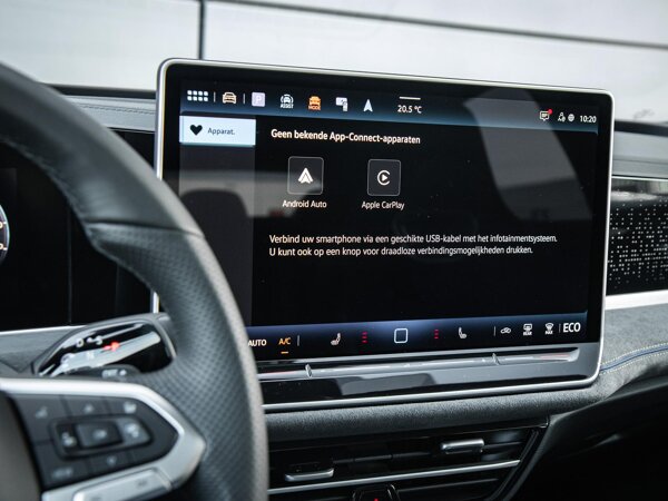 Apple Carplay/Android Auto